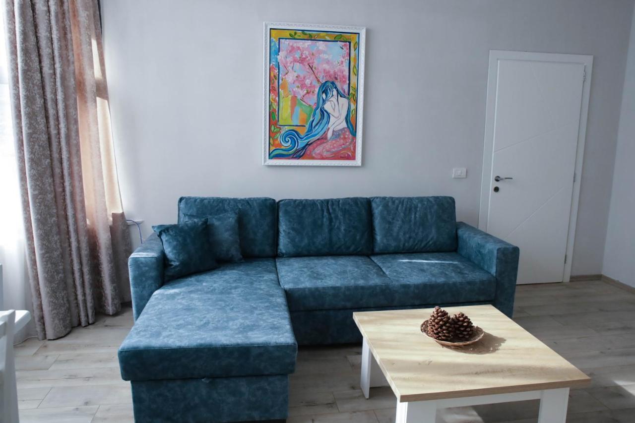 Angelx Tirana
